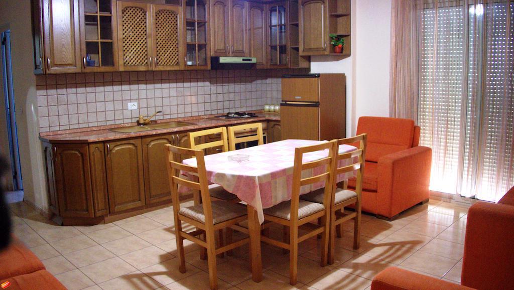 Espana Aparthotel Shkallnur Quarto foto