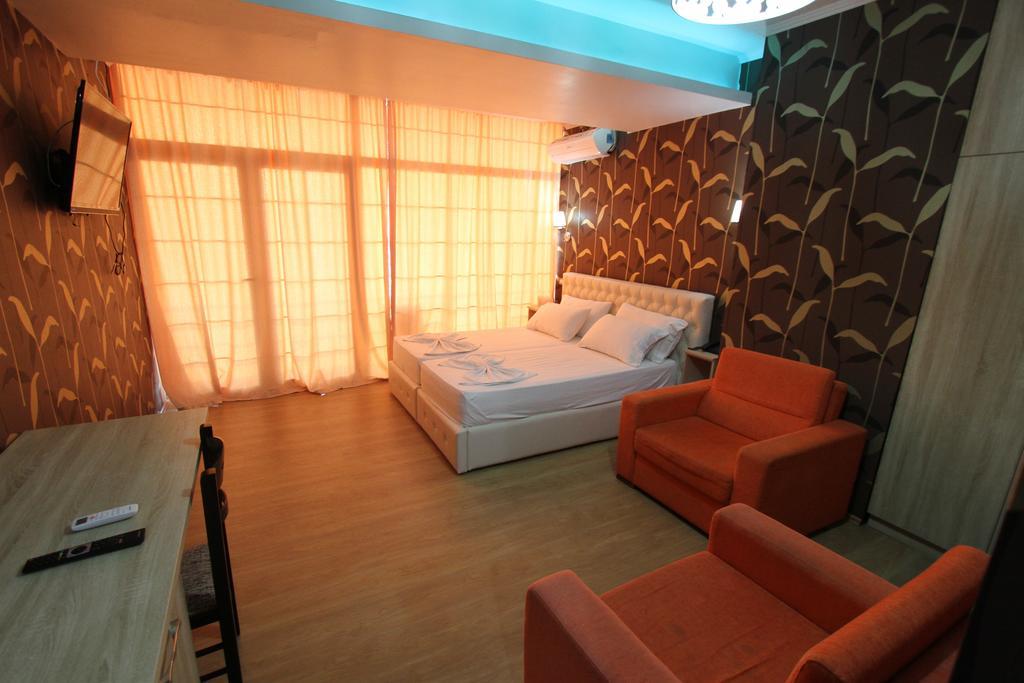 Espana Aparthotel Shkallnur Exterior foto
